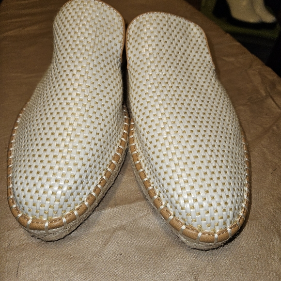 Universal Thread Lona Mules,  Memory Foam Espadrilles women's size 12 - Picture 7 of 8